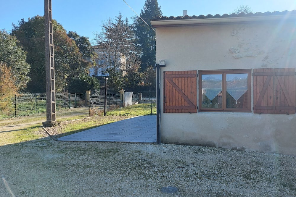 Photo of Outdoor in Verdelais