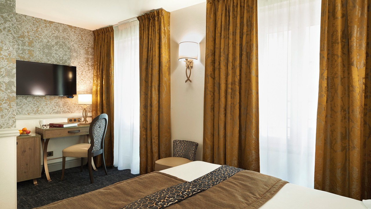 Photo of Bedroom in Bordeaux Golden Triangle