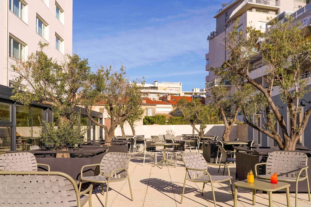 Photo of Patio Balcony in Saint-Giniez