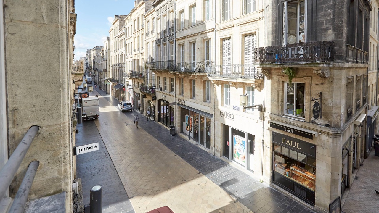 Photo of Outdoor in Hotel de Ville - Quinconces