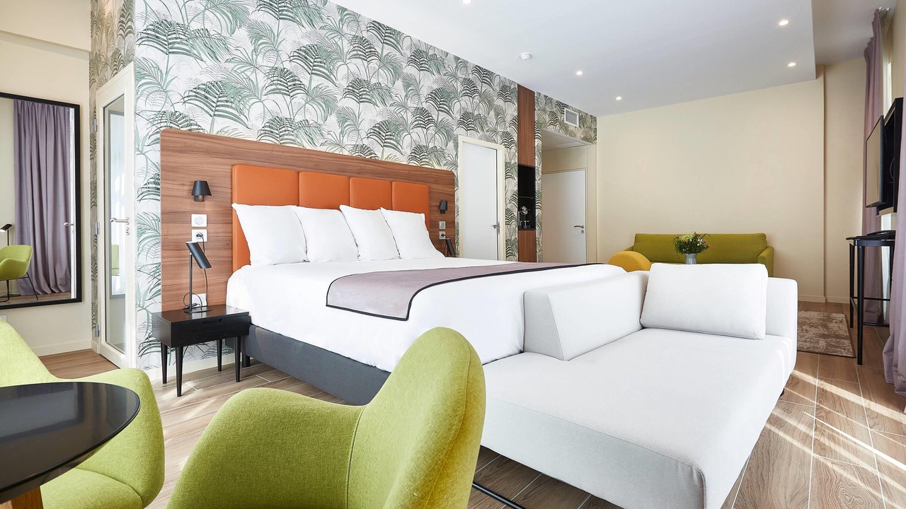 Photo of Bedroom in Hotel de Ville - Quinconces