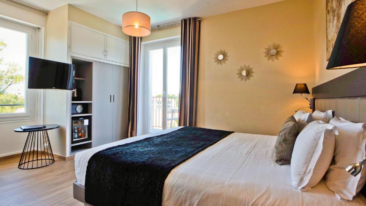 Photo of Bedroom in Cap-d'Antibes