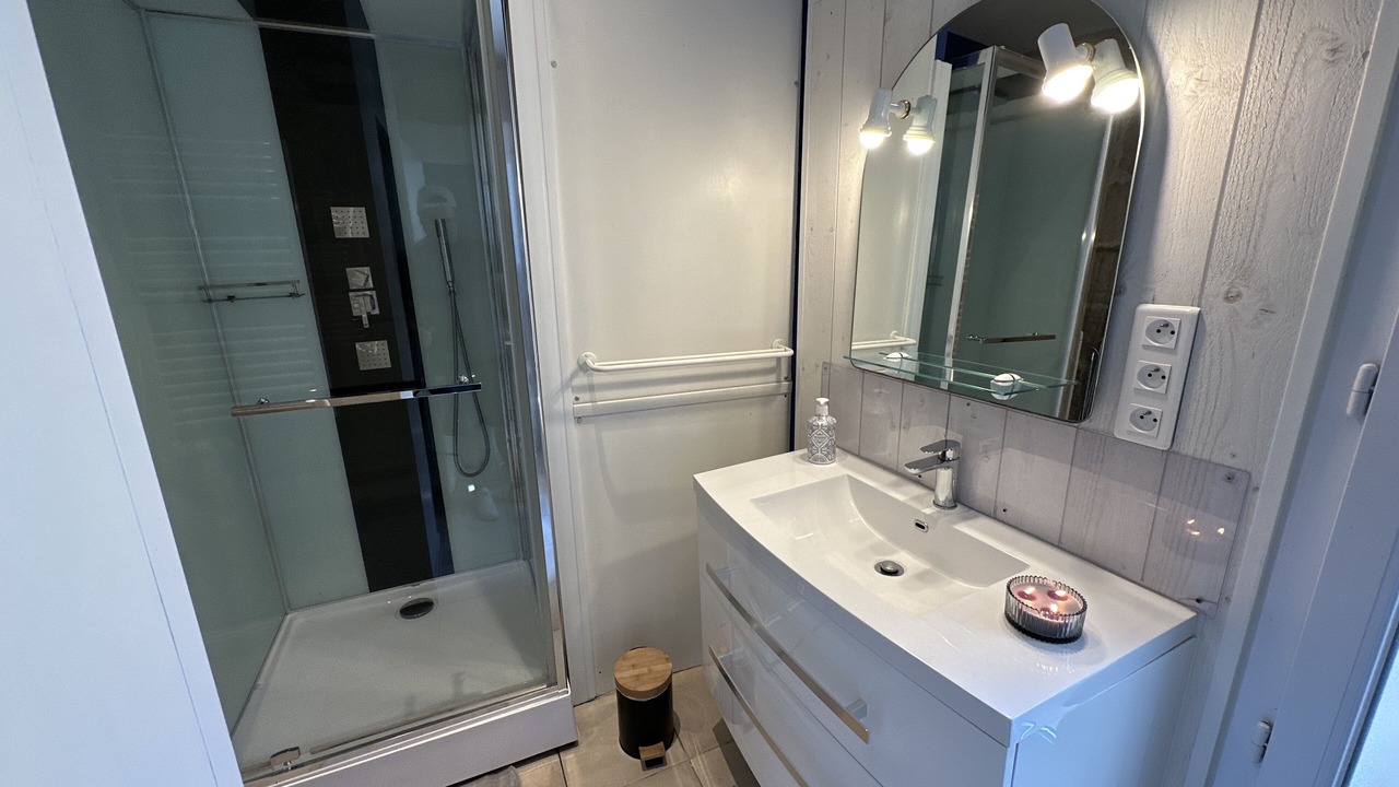 Photo of Bathroom in Saintes