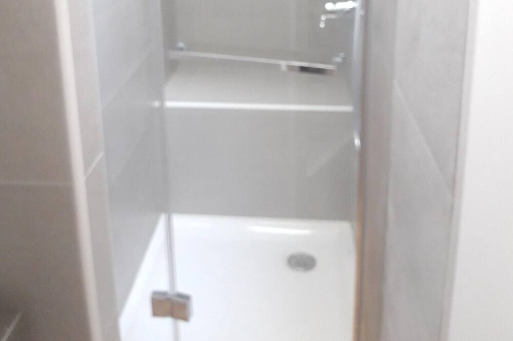 Photo of Bathroom in Saubrigues