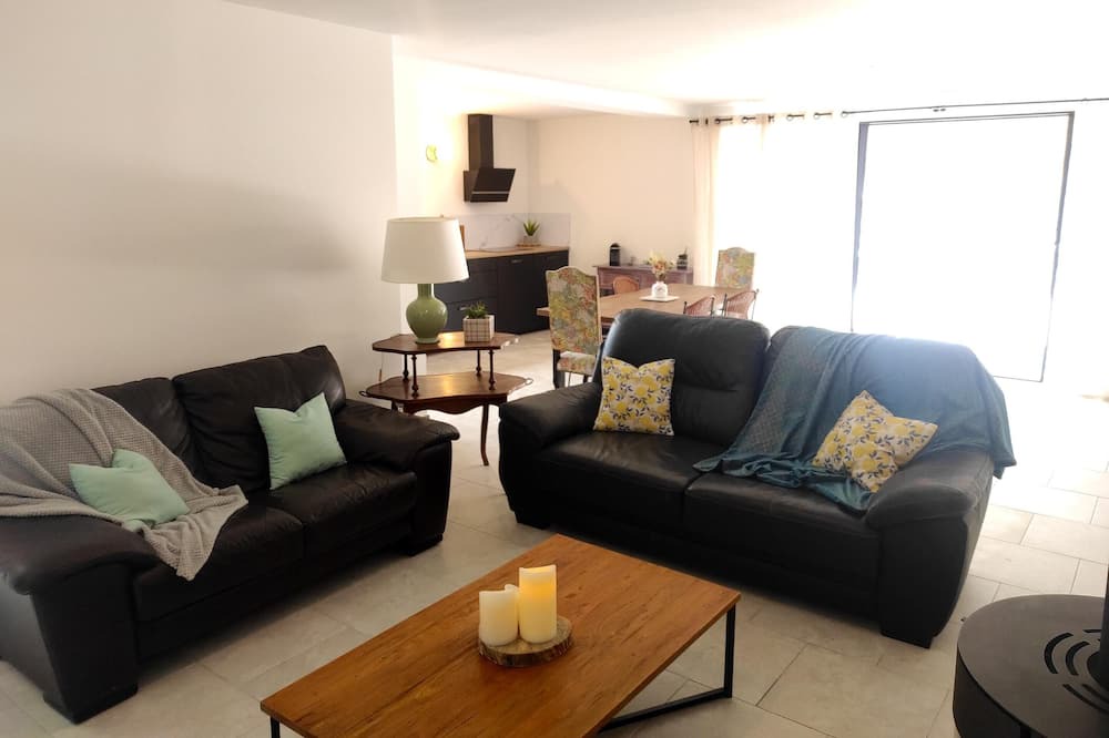 Photo of Livingroom in Escragnolles