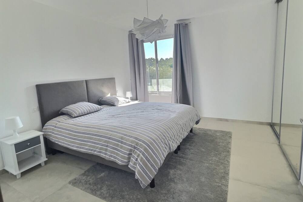 Photo of Bedroom in Valbonne