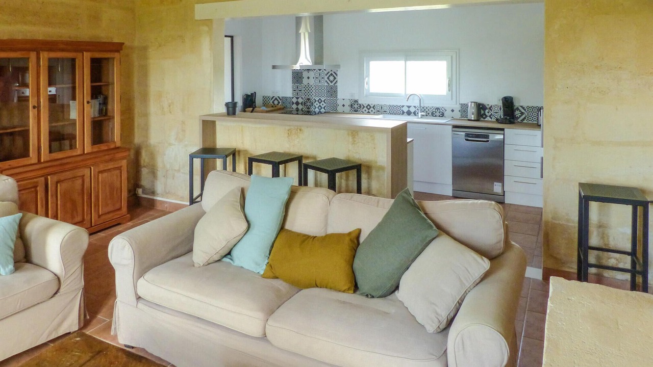 Photo of Livingroom in Saint-Sulpice-de-Faleyrens