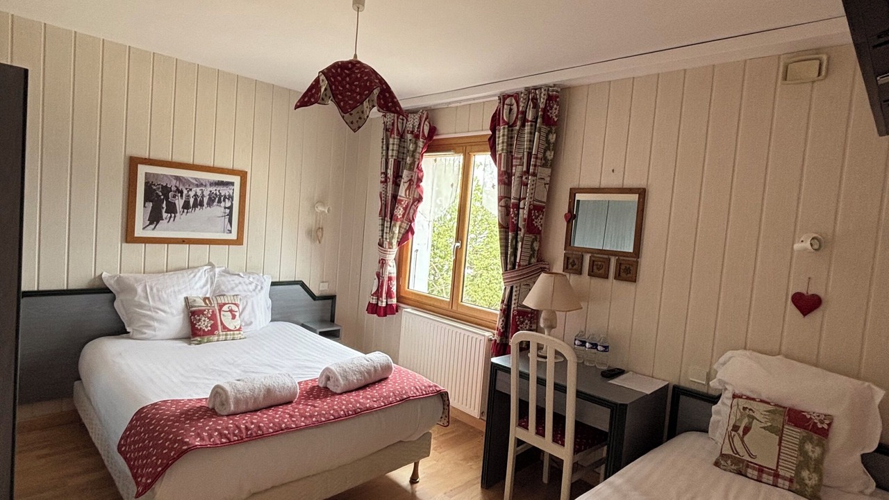Photo of Bedroom in Viuz-la-Chiesaz