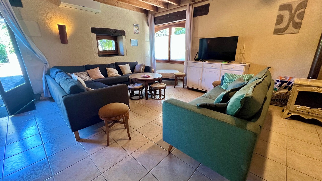 Photo of Livingroom in Chaunac
