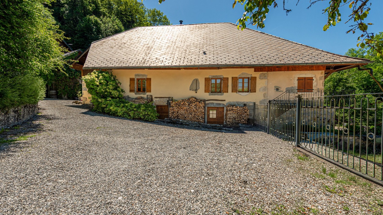 Photo of Outdoor in Alby-sur-Cheran
