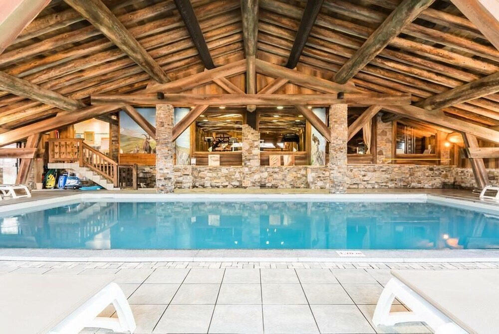 Photo of Outdoor in Arc-1800