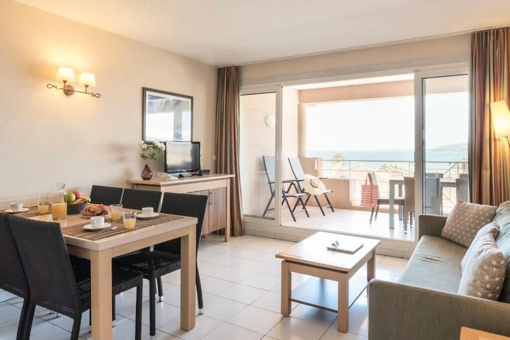 Photo of Livingroom in Frejus Port