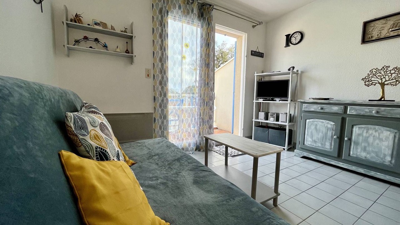 Photo of Livingroom in Boyardville