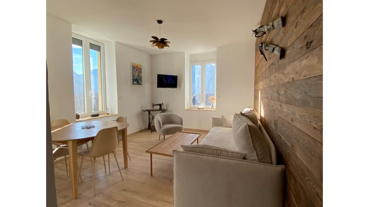 Photo of Livingroom in Saint-Avre