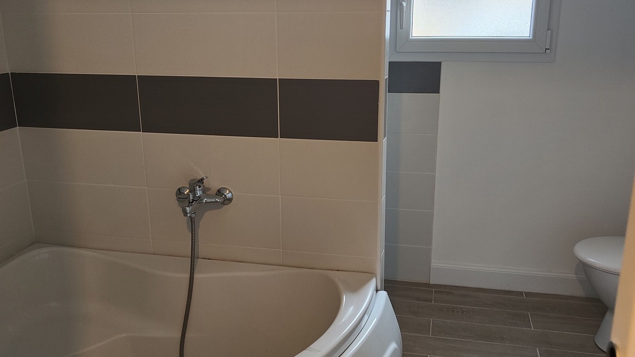 Photo of Bathroom in Saint-Caprais de Blaye