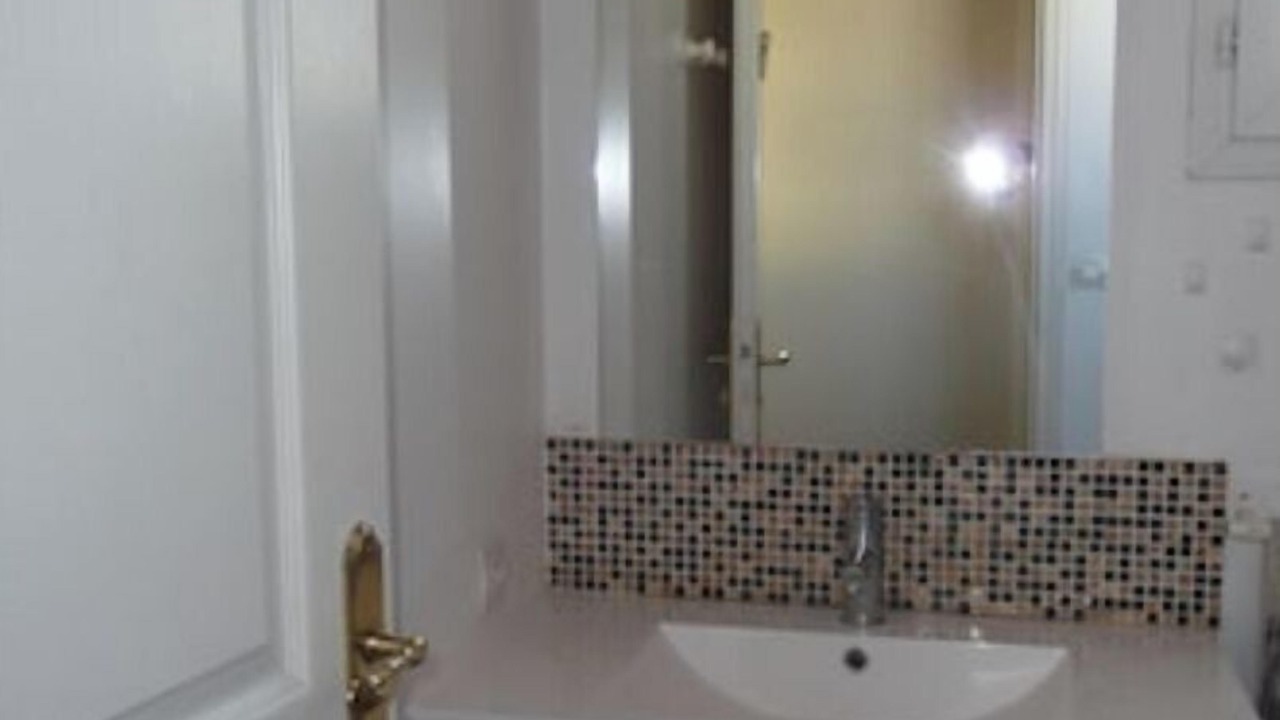 Photo of Bathroom in Barbatre