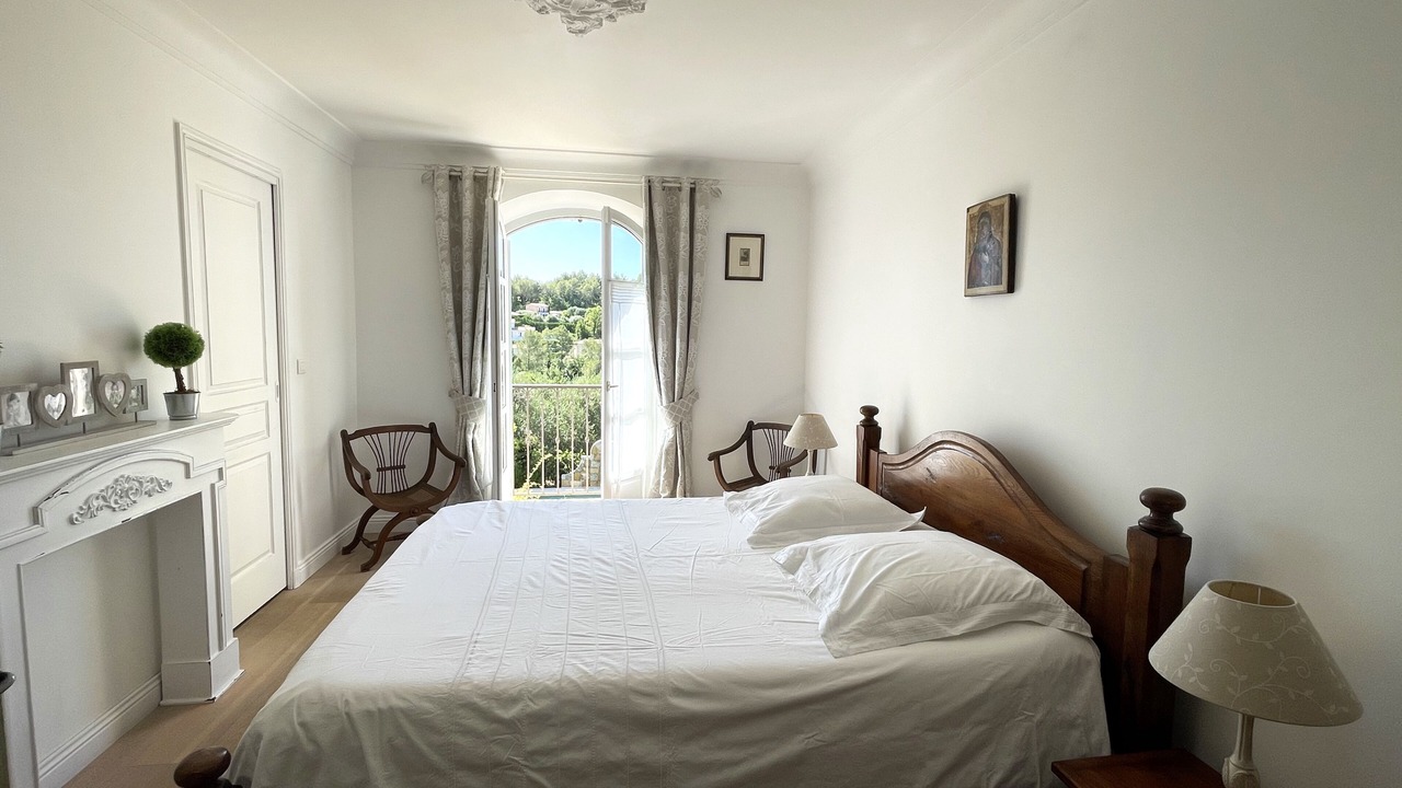 Photo of Bedroom in Le Rouret