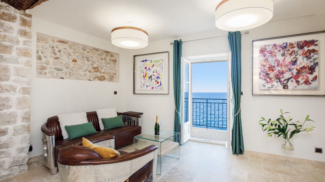 Photo of Bedroom in Antibes Old Town