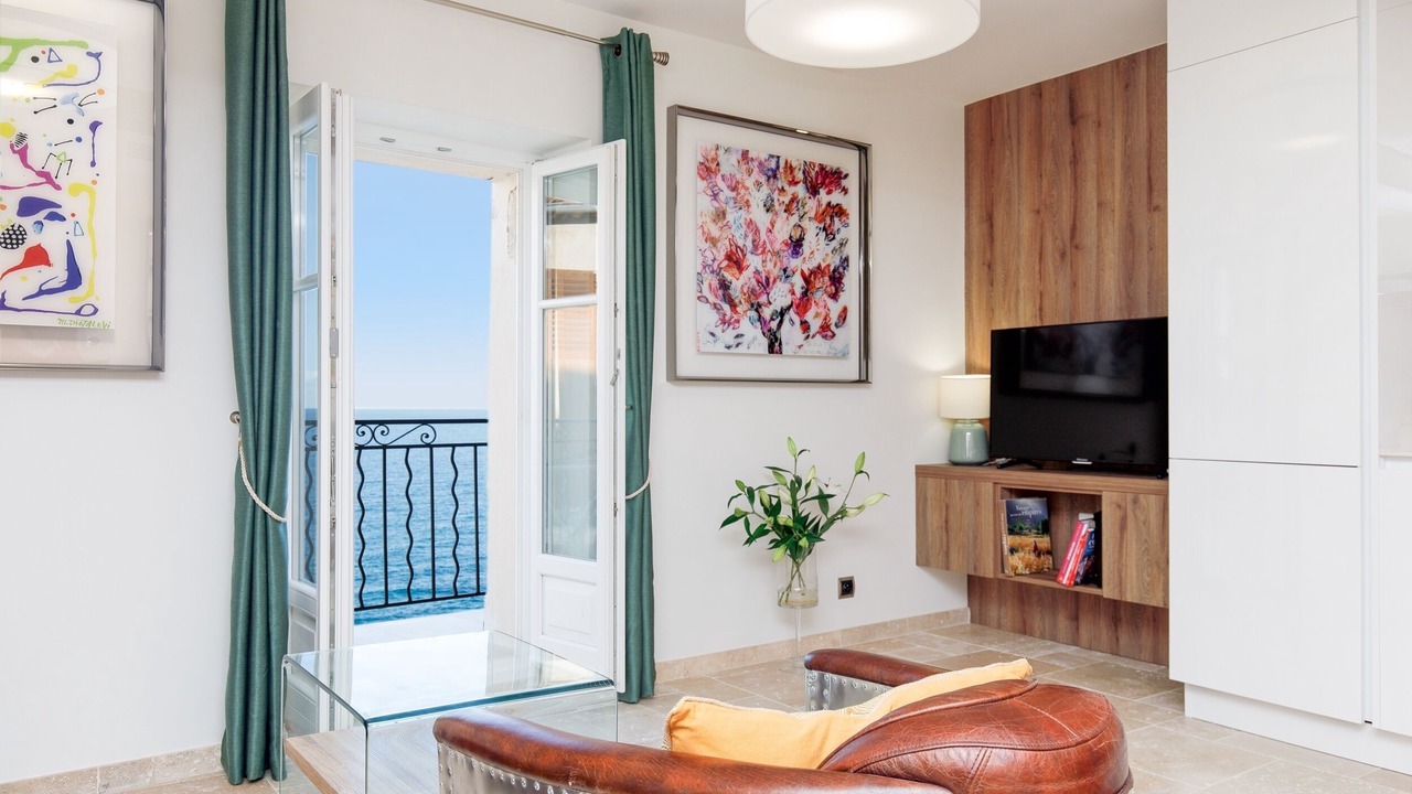 Photo of Bedroom in Antibes Old Town