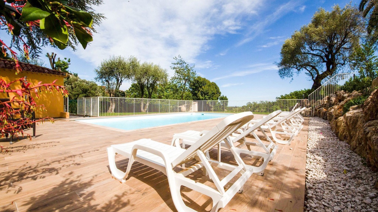 Photo of Outdoor in Les Maillans