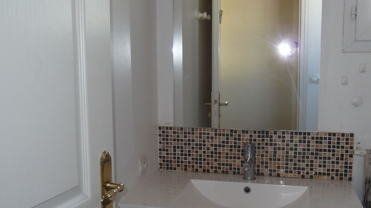 Photo of Bathroom in Barbatre