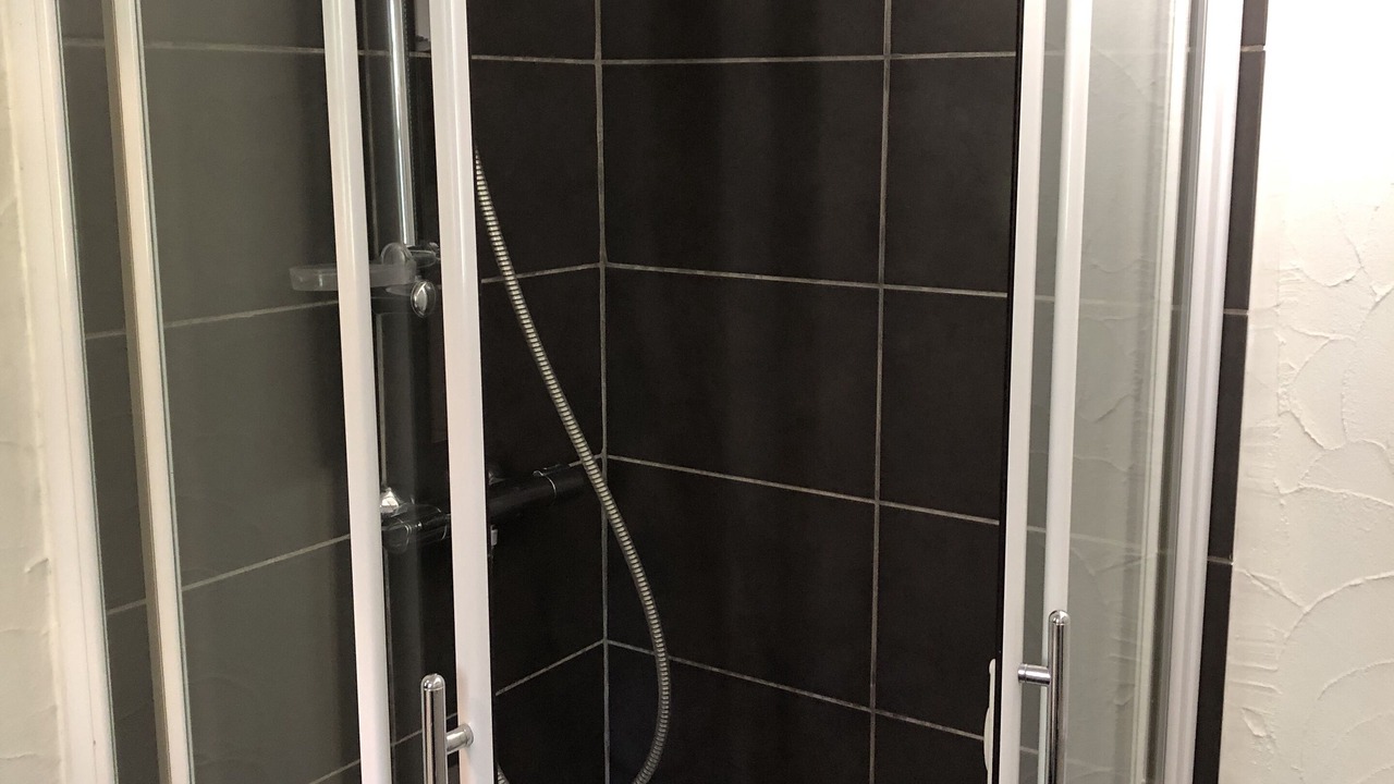 Photo of Bathroom in Guerrevieille