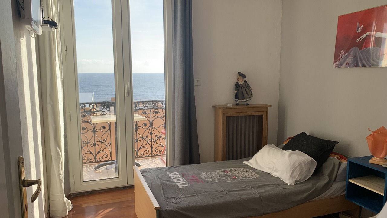 Photo of Bedroom in Le Trayas