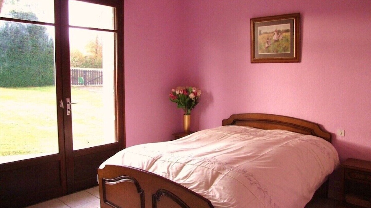 Photo of Bedroom in Cravans