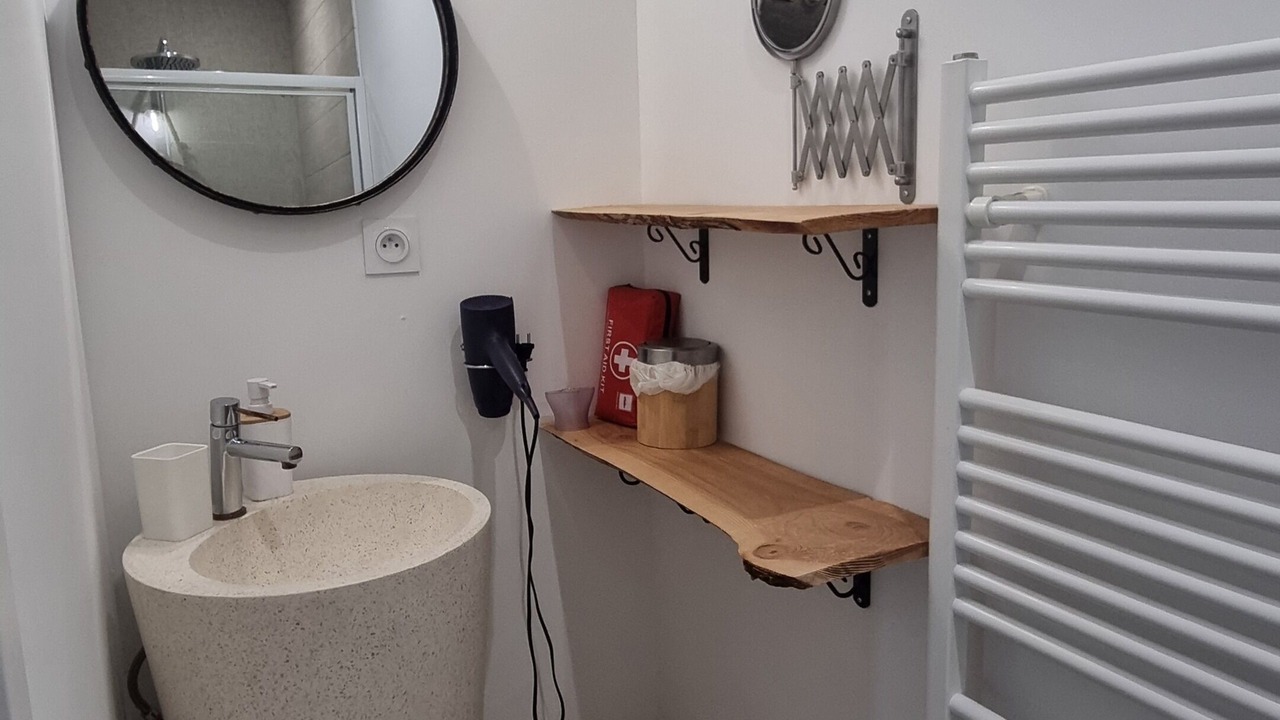Photo of Bathroom in Saint-Savin