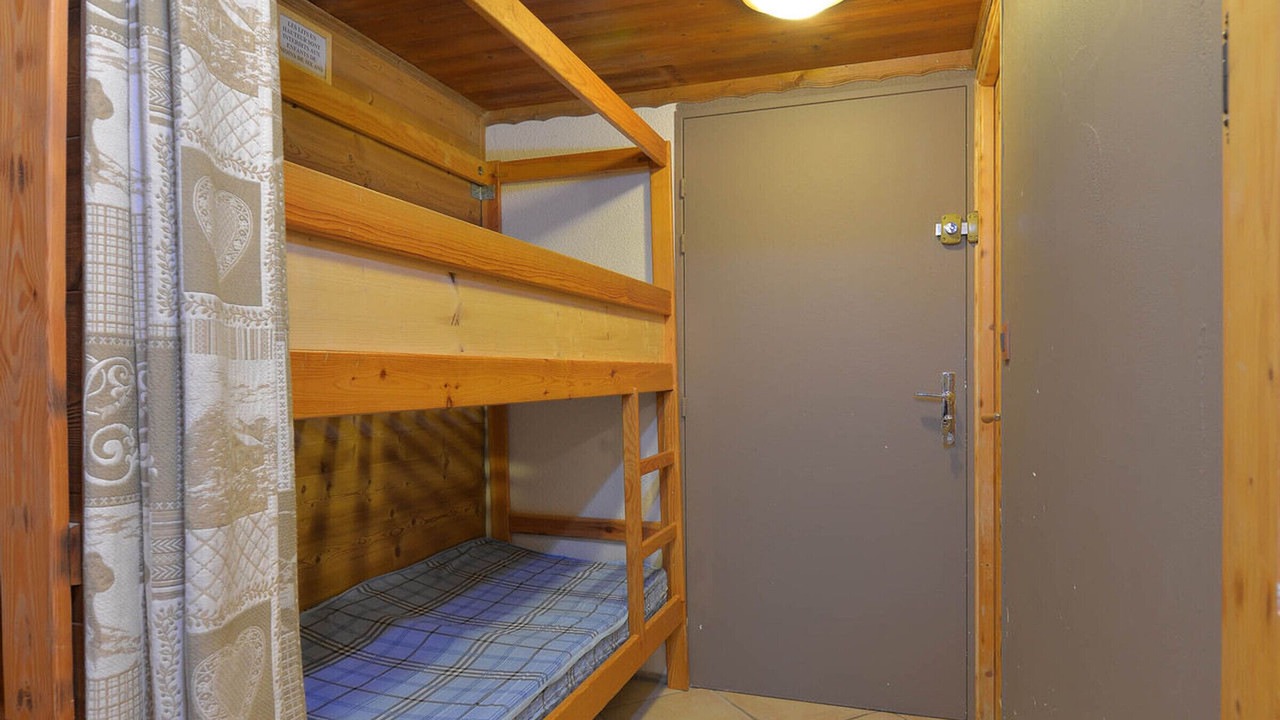 Photo of Bedroom in Arc-2000