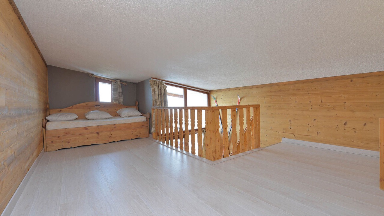 Photo of Bedroom in Arc-2000