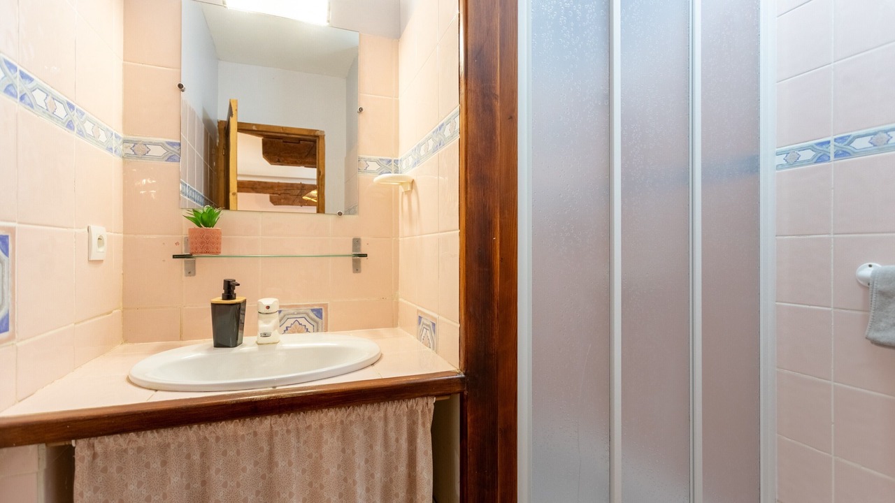Photo of Bathroom in Pagolle