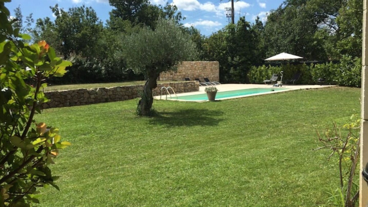 Photo of Outdoor in Saint-Vallier-de-Thiey