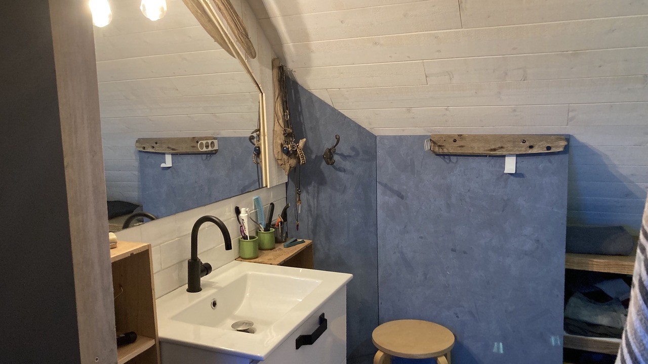 Photo of Bathroom in Saint-Cernin-de-Larche