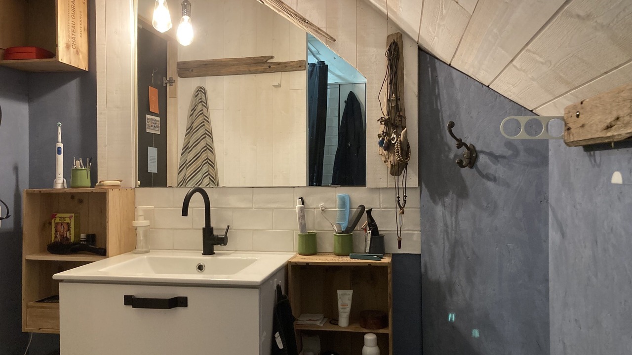 Photo of Bathroom in Saint-Cernin-de-Larche