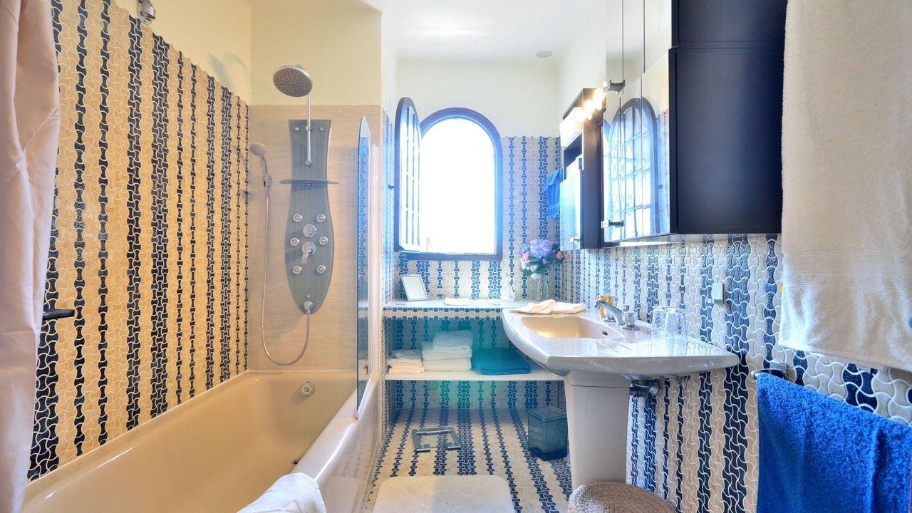 Photo of Bathroom in Opio