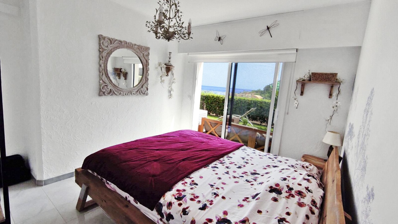 Photo of Bedroom in Le Trayas
