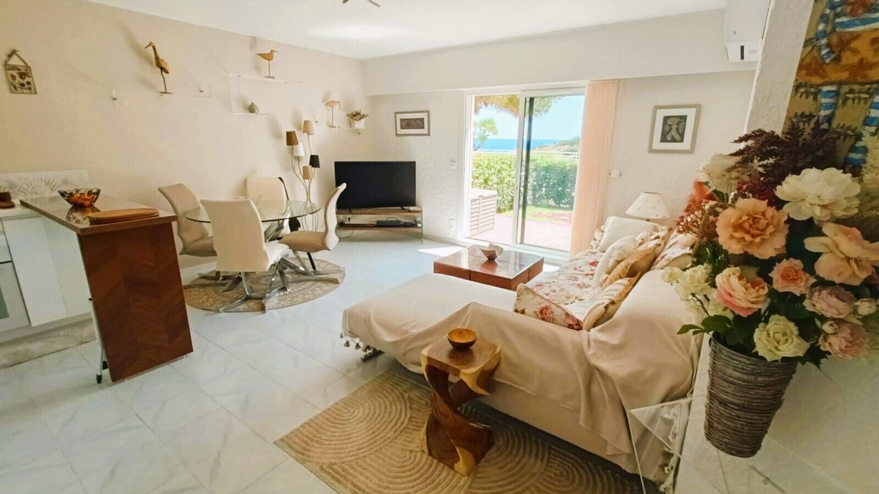 Photo of Livingroom in Le Trayas