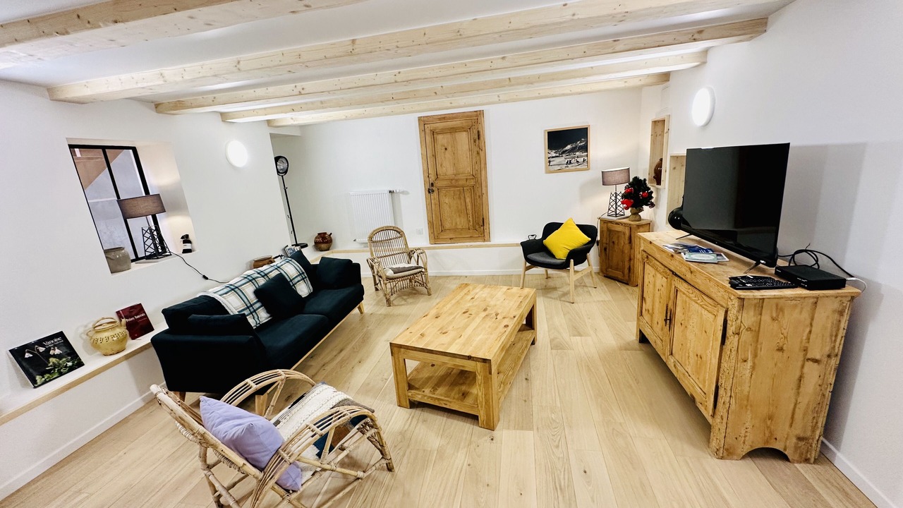 Photo of Livingroom in Nancroit