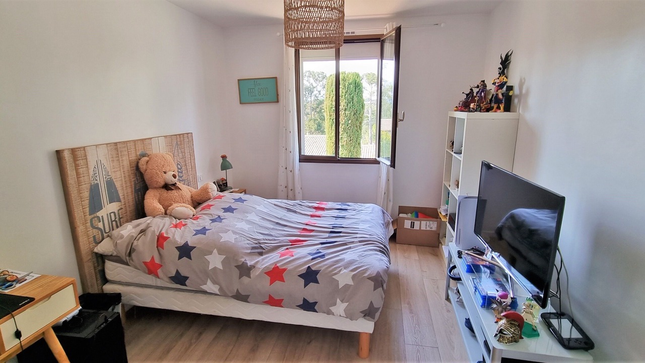 Photo of Bedroom in Villeneuve-Loubet