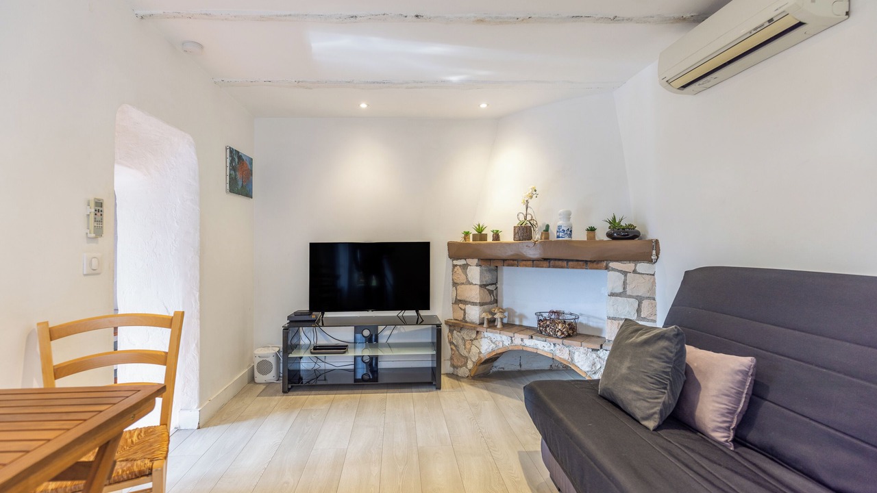 Photo of Livingroom in Mouans-Sartoux
