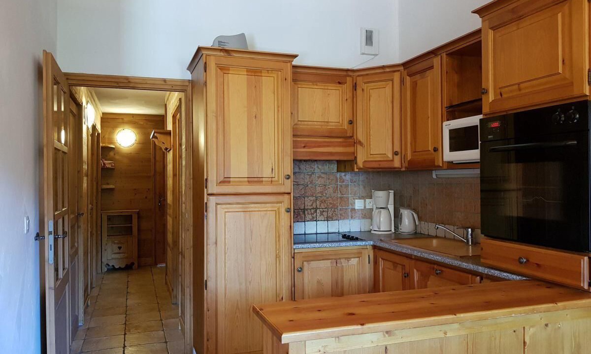 Photo of Kitchen in Arc-2000