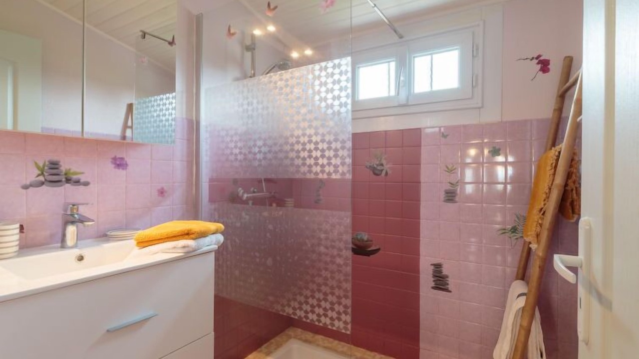 Photo of Bathroom in Berneuil