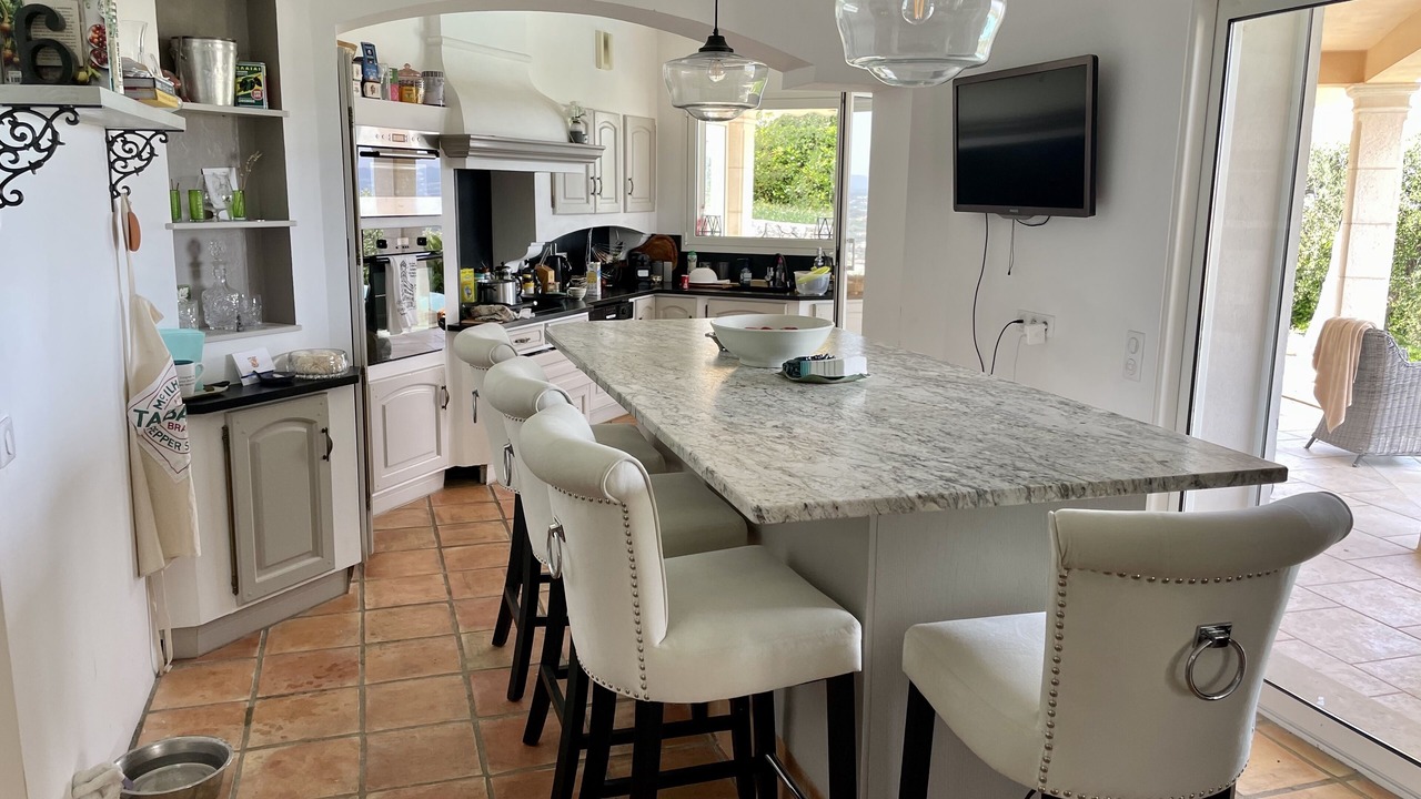 Photo of Kitchen in Le Plan-de-Grasse