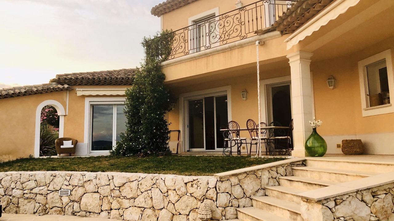 Photo of Patio Balcony in Le Plan-de-Grasse