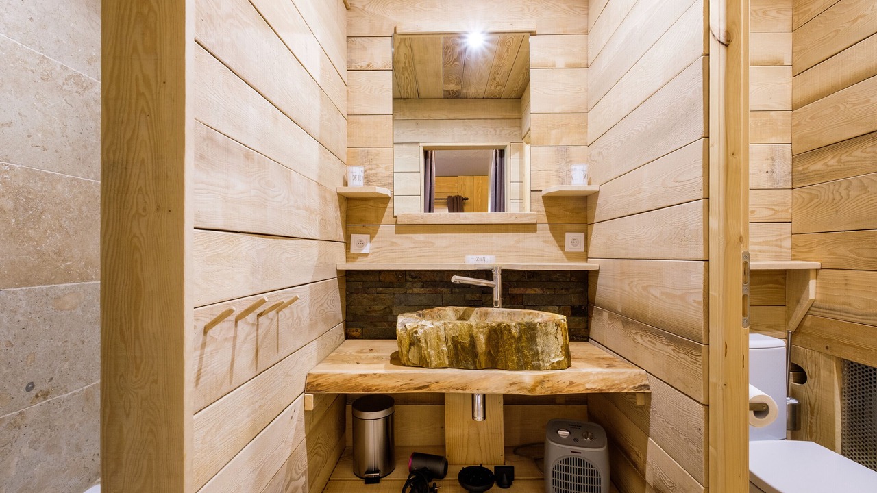 Photo of Bathroom in Caille