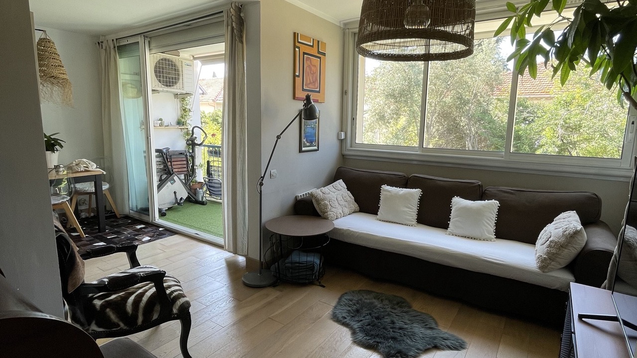 Photo of Livingroom in Le Mourillon