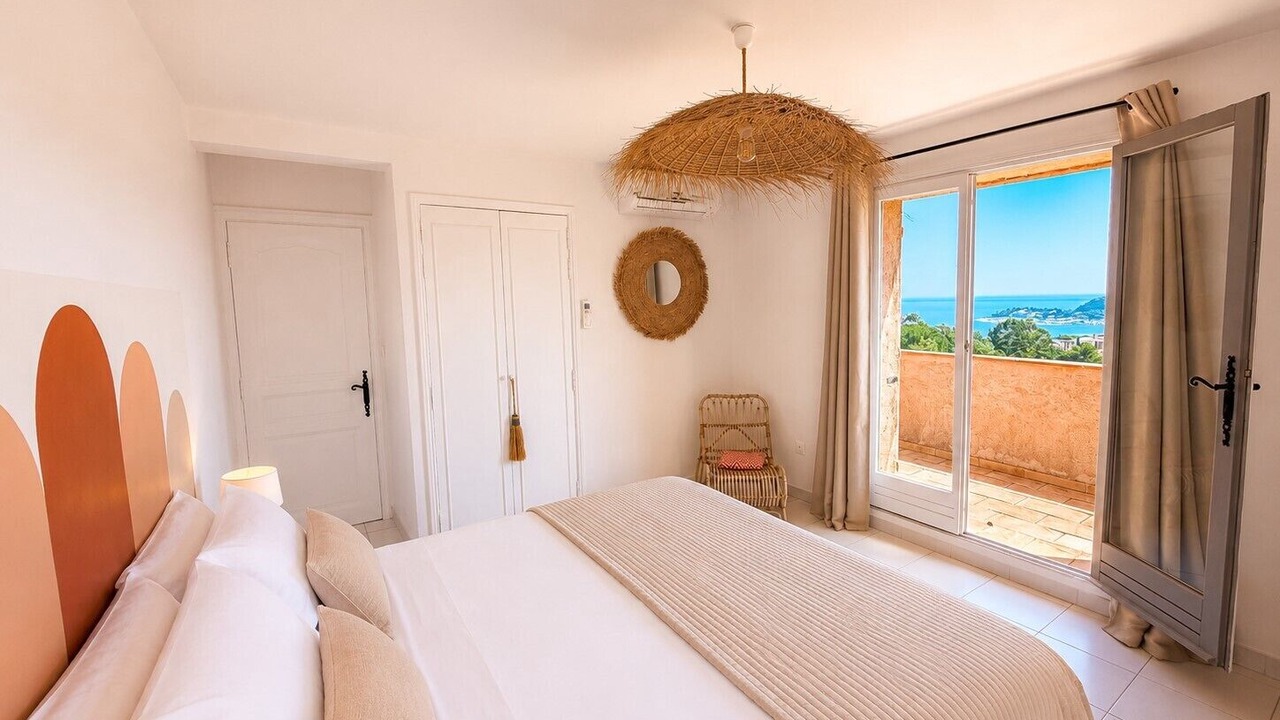 Photo of Bedroom in Cavalaire-sur-Mer