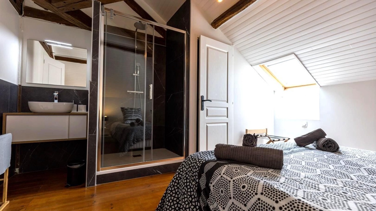 Photo of Bedroom in Saint-Lon-les-Mines