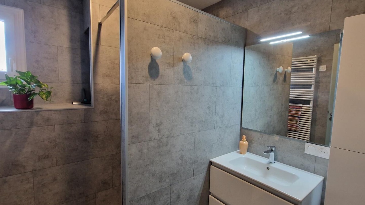 Photo of Bathroom in Josse